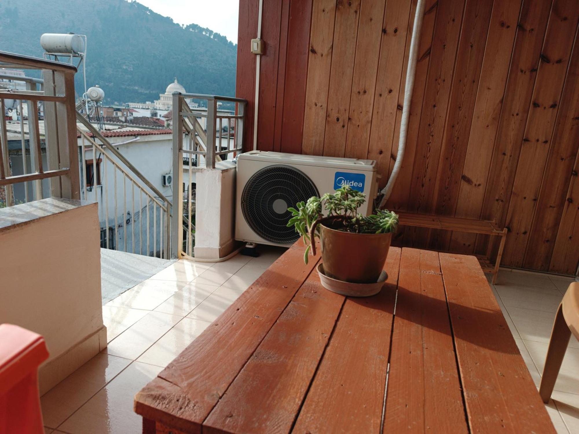 Guesthouse Eva Suite Berat Ngoại thất bức ảnh